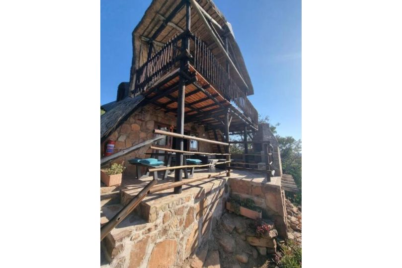 Mountain Haven Hideaway Chalet, Buffelspoort - imaginea 3