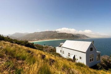 Mountain King - best ocean and whale views! Lofty in summer and cozy in winter Guest house, Cape Town - 2