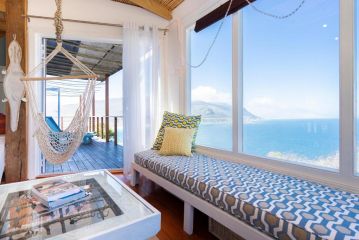 Mountain King - best ocean and whale views! Lofty in summer and cozy in winter Guest house, Cape Town - 3
