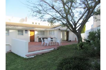 Mountain Nature Guest house, Hermanus - 1