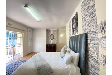 MT Perry Guest house, Johannesburg - 2