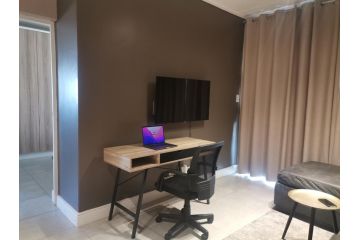 Munyaka Apartment, Sandton - 3