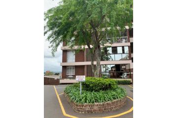 Musgrave Seafern Apartment, Durban - 2