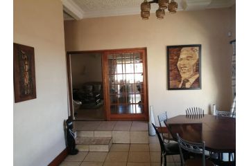 Naisar's Apartments Primrose,Johannesburg Guest house, Johannesburg - 1