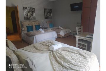Namib Dlux Corporate Group Accommodation Apartment, Bloemfontein - 5