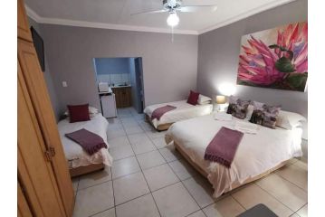 Namib Dlux Corporate Group Accommodation Apartment, Bloemfontein - 1