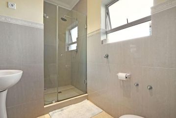 Natalie Guesthouse Guest house, Bloubergstrand - 5