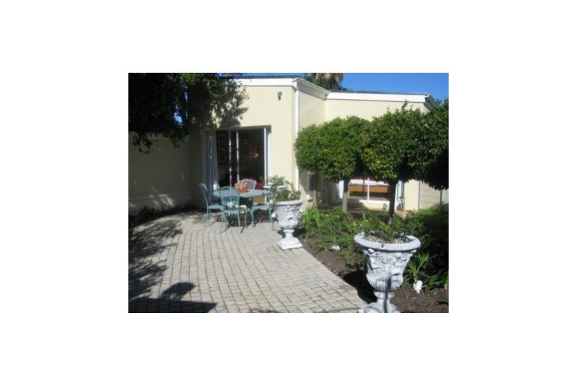 Navona Constantia Guest Cottage Guest house, Cape Town - imaginea 2