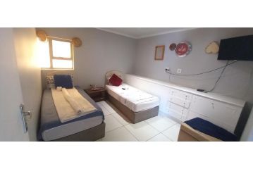 Neo&ruks affordable self catering facilities Guest house, Cape Town - 3