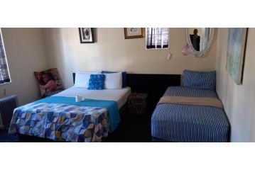Neo&ruks comfortable rooms Maitland Guest house, Cape Town - 3