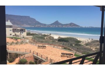 Neptunes Isle - Lagoon Beach Apartment, Cape Town - 2