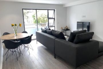 New cool flat in Cape Town City Bowl (Zonnebloem) Apartment, Cape Town - 2