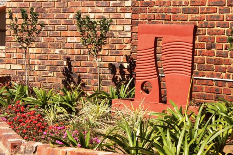 New Haven Guest House (Pty) Ltd Guest house, Newcastle - imaginea 8