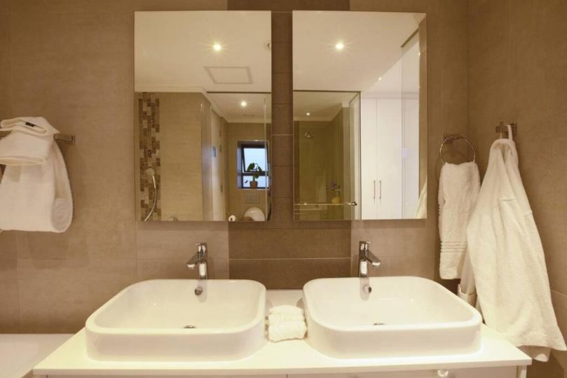 New Luxury Spacious Apartment, Johannesburg - imaginea 15