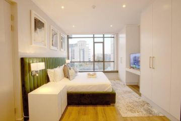 New Luxury Spacious Apartment, Johannesburg - 5