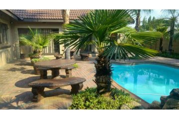 Nkwasi Lodge Bed and breakfast, Parys - 5