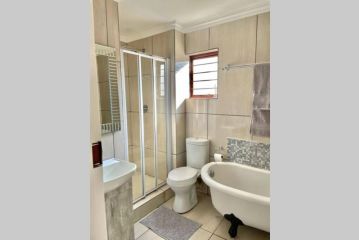 No.6 Water view apartment Apartment, Hartbeespoort - 5