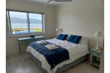 No 9 South Quay Knysna - Waterfront, balcony, free WIFI Apartment, Knysna - 1