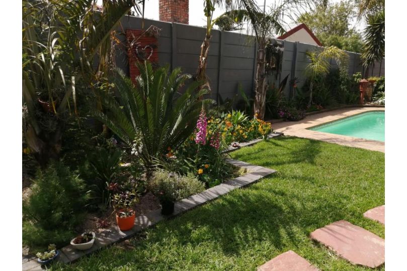 Northern Vine Guesthouse & Selfcatering Guest house, Brackenfell - imaginea 6