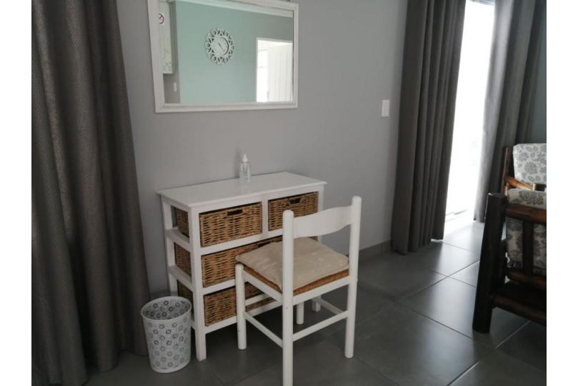 Northern Vine Guesthouse & Selfcatering Guest house, Brackenfell - imaginea 7