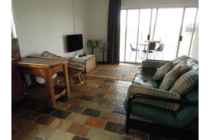 Nullarbor Cottages Chalet, Magaliesburg - imaginea 13