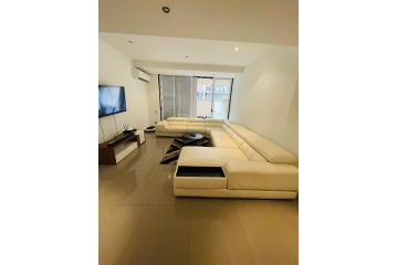 Number 10 Apartment, Durban - 2