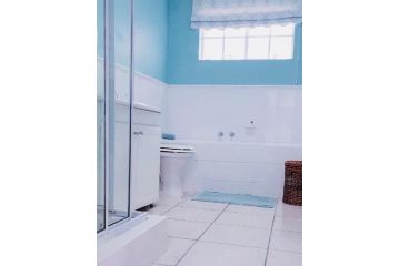 Oak Tree Garden Cottage Guest house, George - 4