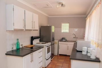 Oakdene Cottage Guest house, Roodepoort - 1