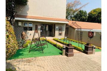 Oaklands inn and Conference Centre Bed and breakfast, Johannesburg - 1