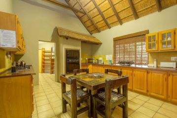 Oasis Blue Villa, Marloth Park - 4
