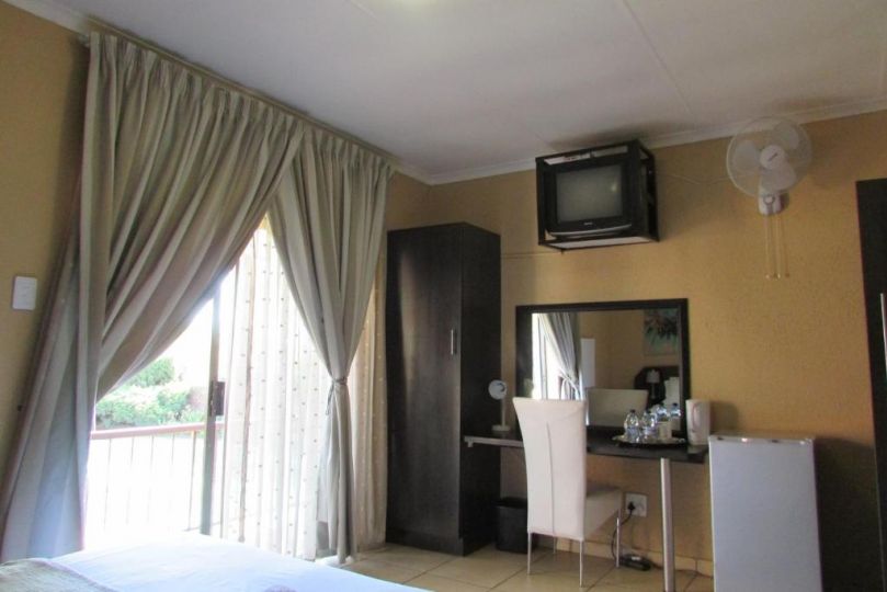 Oasis Of Life Guest house, Witbank - imaginea 5