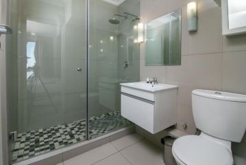 Ocean Breeze Hotel, Strand - 4