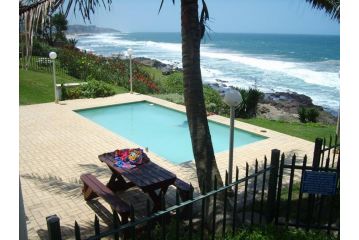 Ocean Gorge Seafront - Pebble Beach Apartment, Ballito - 3