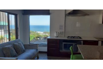 Ocean Rush Apartment, Zinkwazi Beach - 2