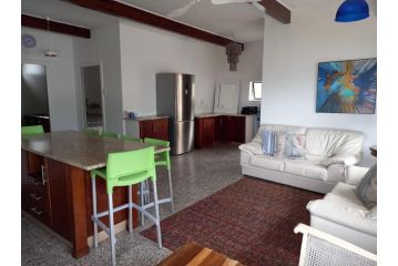 Ocean Rush Apartment, Zinkwazi Beach - 3