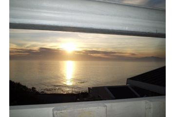 Ocean View Beach House Villa, Simonʼs Town - 5