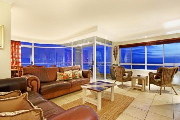 Ocean View C602 by HostAgents Apartment, Bloubergstrand - 4