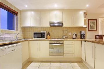 Ocean View C602 by HostAgents Apartment, Bloubergstrand - 5