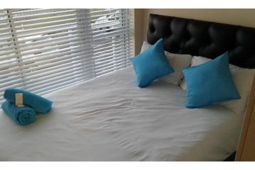 Ocean View Holiday Apartment 4 Apartment, Jeffreys Bay - 1