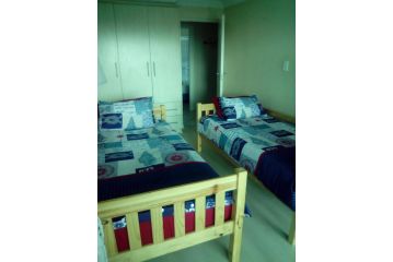 Ocean View Holiday Apartment 4 Apartment, Jeffreys Bay - 5