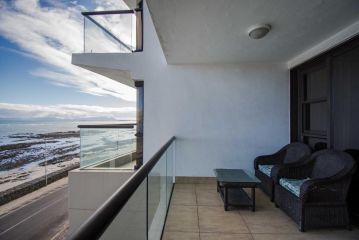 Ocean View Luxury Self-Catering Apartment, Strand - 3