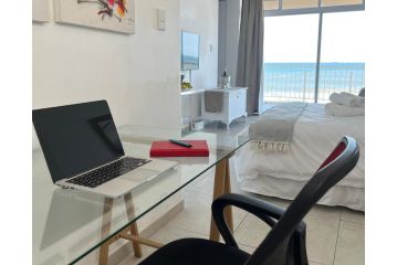 Oceanâ€™s Edge Apartment, Umdloti - 5