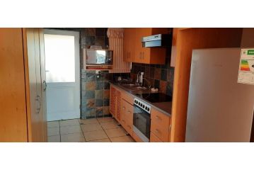 OCEANS VIEW Apartment, Mossel Bay - 1