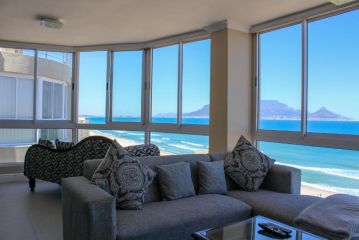Oceanview Holiday Accommodation Apartment, Bloubergstrand - 1