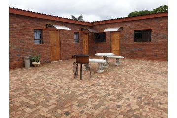 OLIVE PLACE Bed and breakfast, Centurion - 2