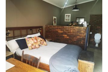 Omo 37 @ Republiek Apartment, Nelspruit - 2