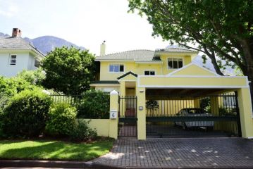 On Pinewood Guest house, Cape Town - 1