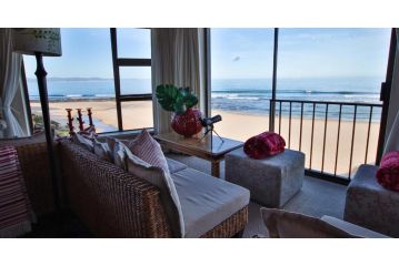 On the Beach Guesthouse Jeffreys Bay Guest house, Jeffreys Bay - 5