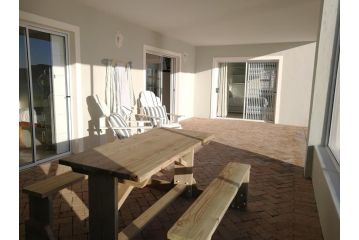 On the Lagoon Guest house, Langebaan - 3