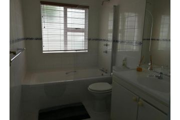 On the Lagoon Guest house, Langebaan - 4